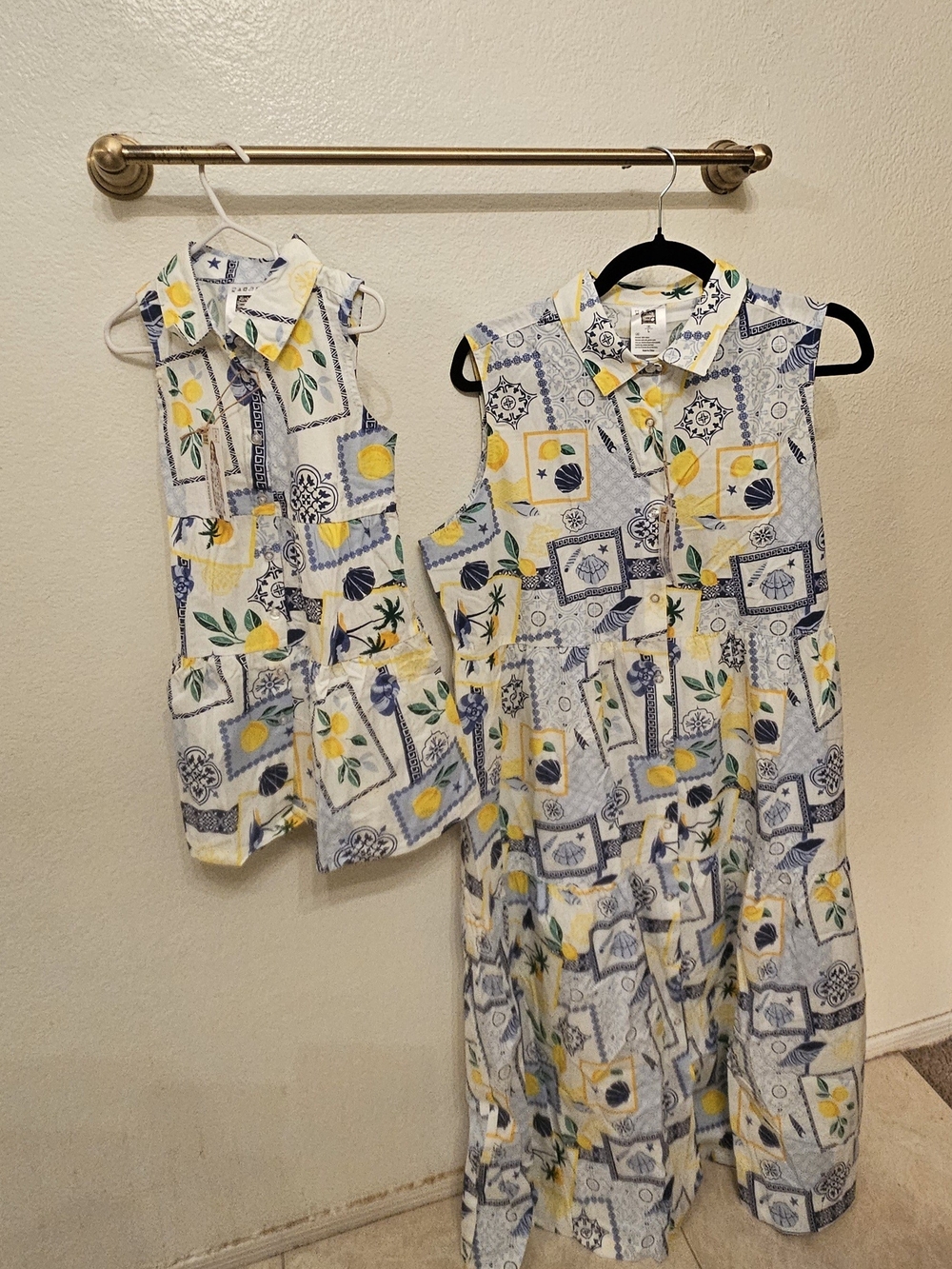Matching Lemon Print Sleeveless Midi Dresses - Yellow & Navy